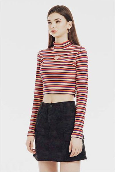Red Heart Stripe Crop T-Shirt(ITZY Merch) Andtheother